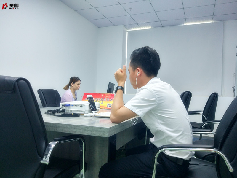 微信，情牽你我！——貝朗線材折彎設(shè)備廠家